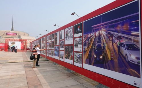 慶祖國生日，展交警風采——攝影擴印服務紀實